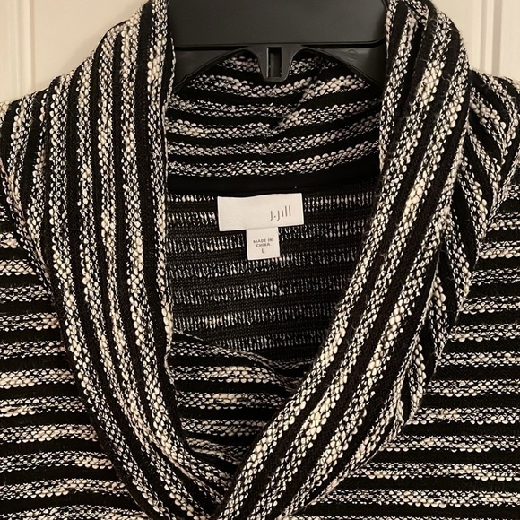 J Jill Tunic Top Womens L Cowl Neck Long Sleeve black and white weave design. - Picture 2 of 11